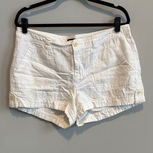 GAP Women's White Linen Blend Shorts